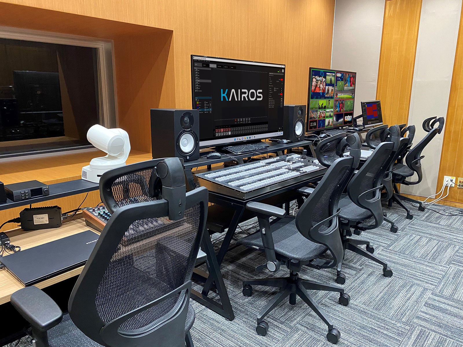 KAIROS Connect Center大阪内観