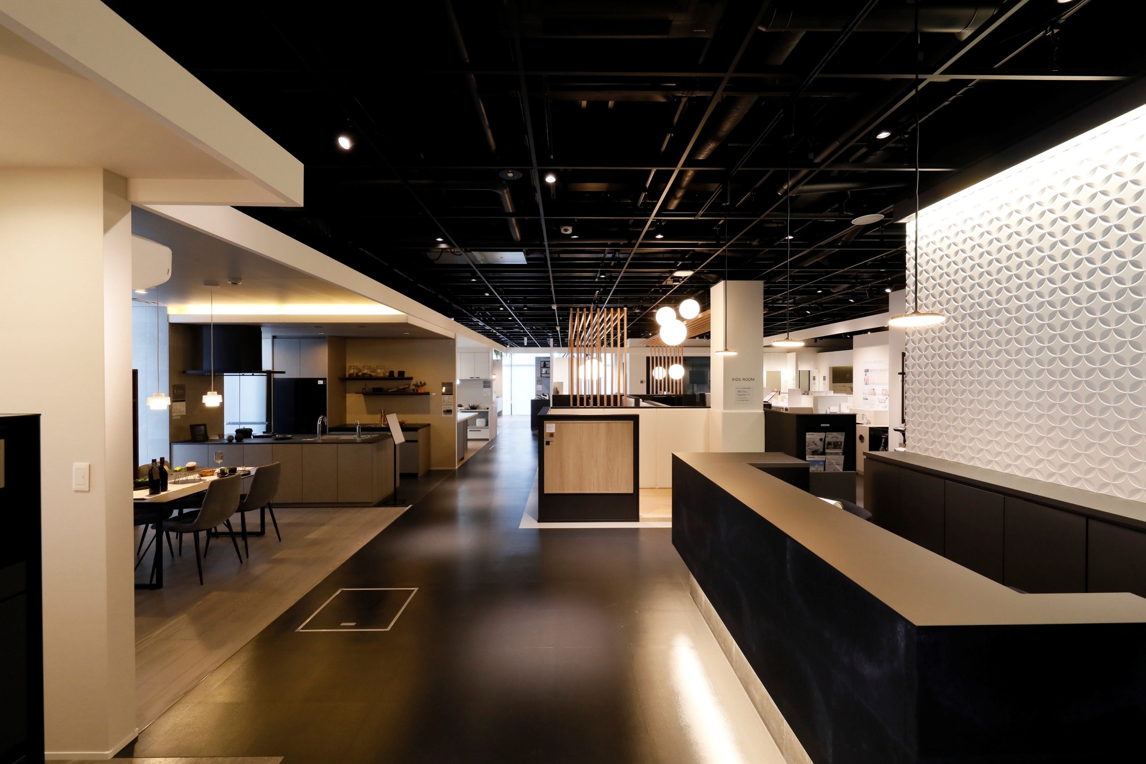 新ショウルーム内観（1）