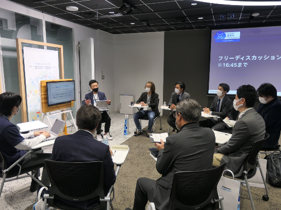 パナソニックとパートナー企業が入り混じったディスカッション