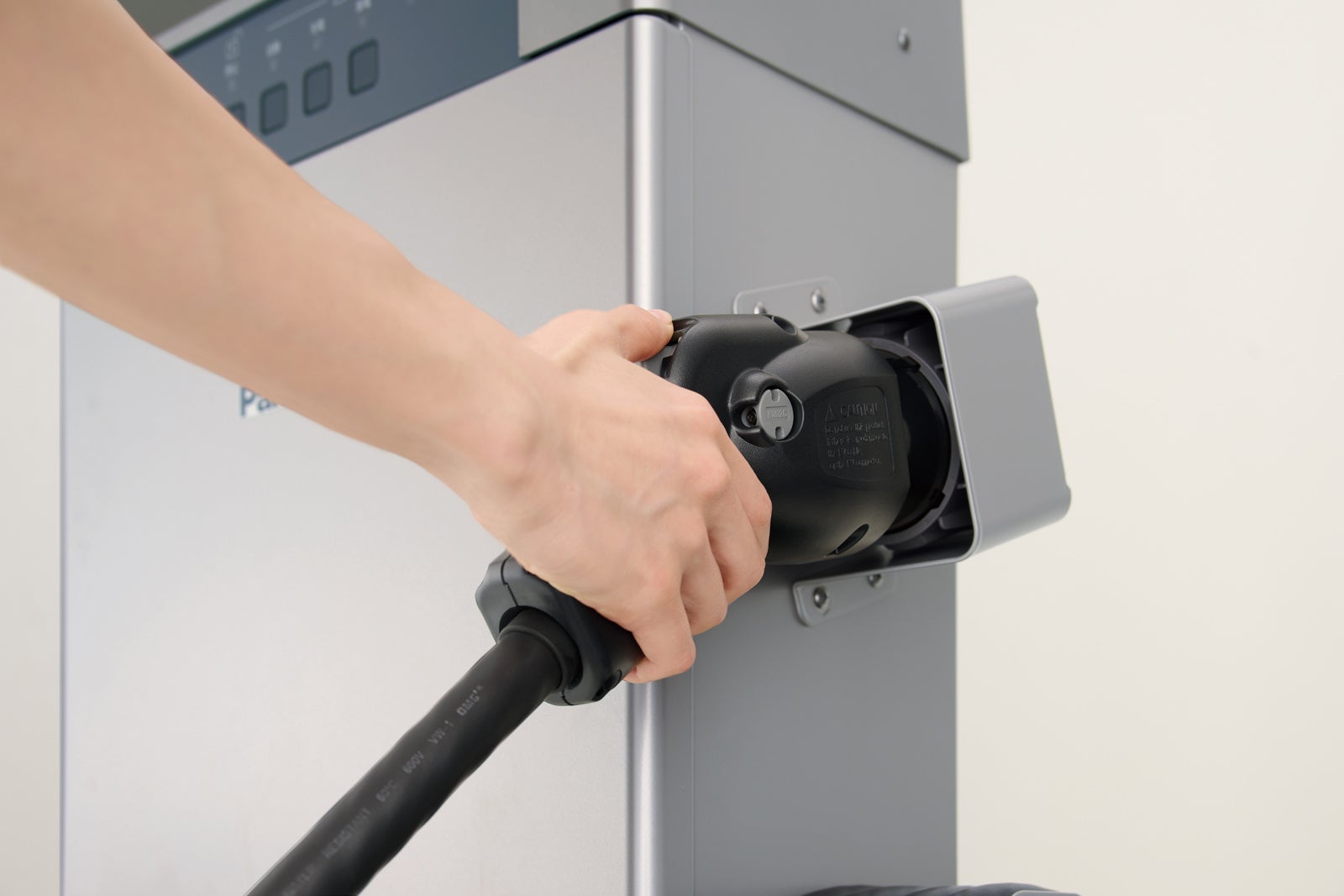 V2Hスタンド差込