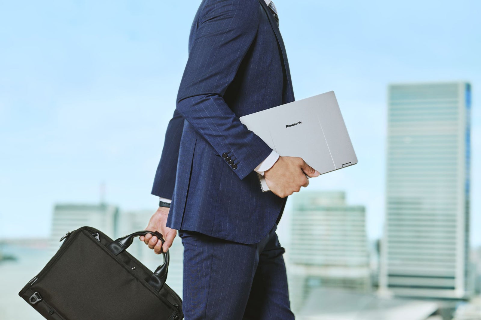 レッツノートの使用シーン 持ち運び