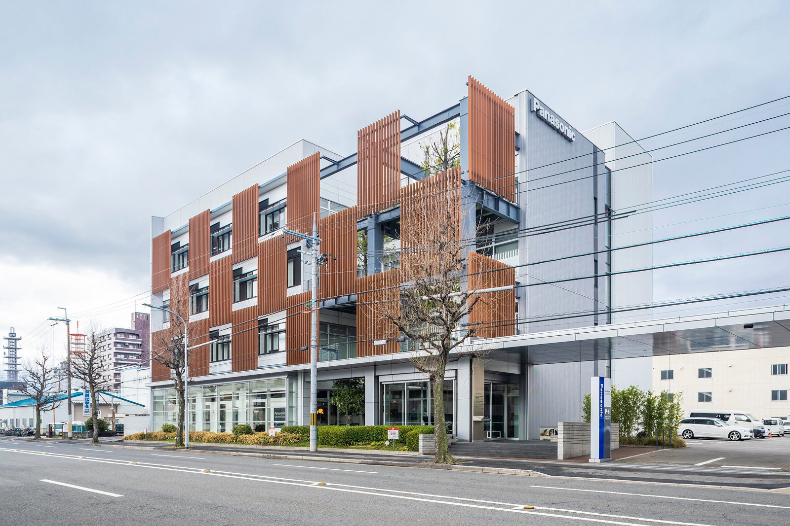 パナソニック京都ビル外観