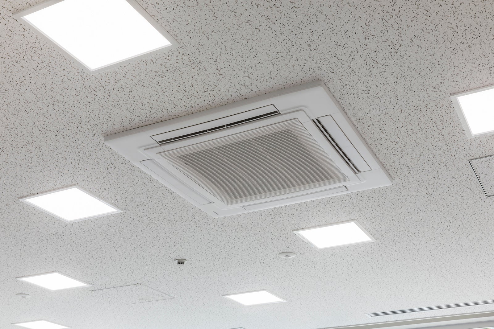 オフィス内設備