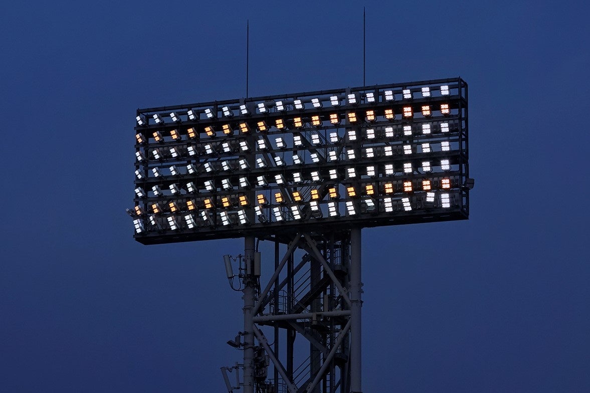 「カクテル光線」をLEDで再現