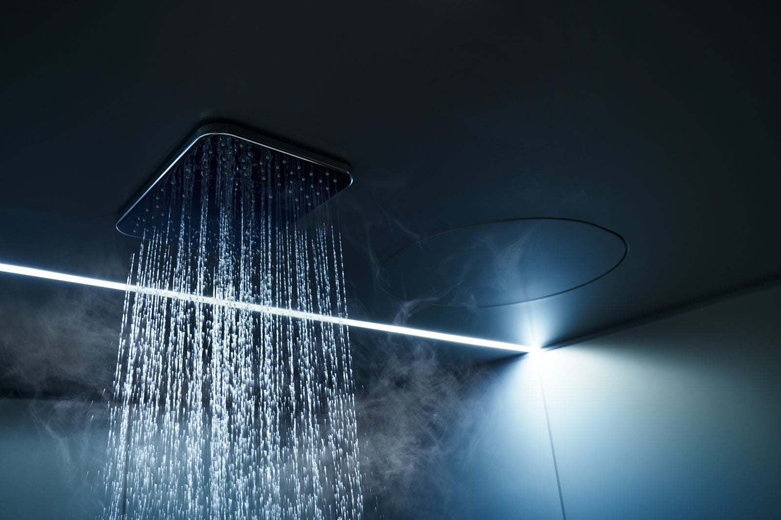 シーリングオーバーヘッドシャワー