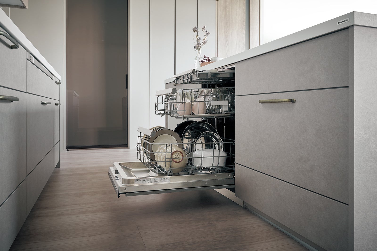 床との相性など水廻りと建材の提案