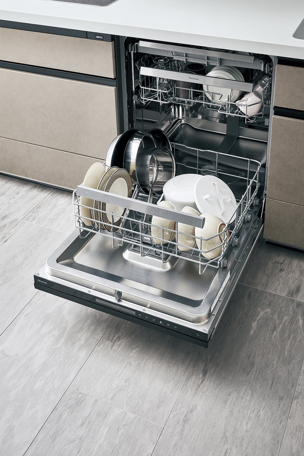 フロントオープン食器洗い乾燥機