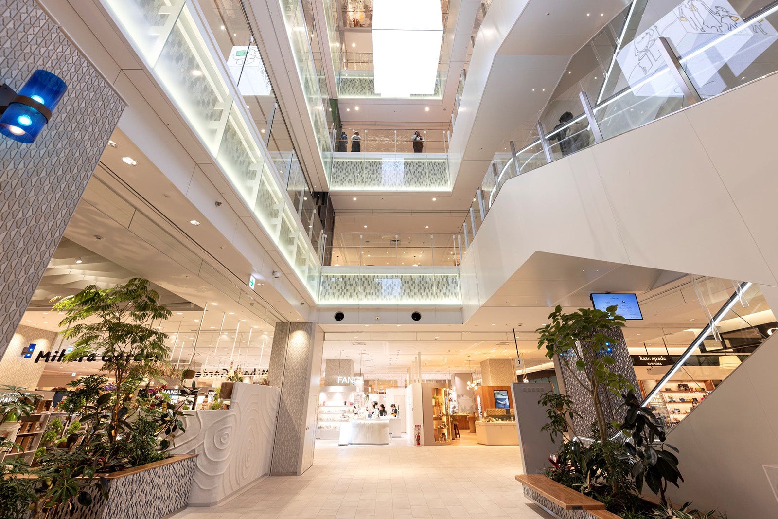 アミュプラザ長崎 新館・内部1