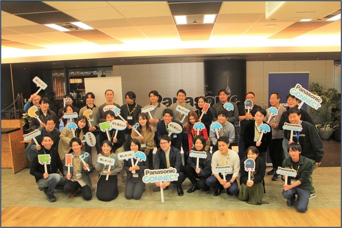 Connect Talent Community Hub構築に先駆け、退職者の方をお呼びして開いたアルムナイパーティーの様子（2024年2月7日 パナソニック コネクト本社内）
