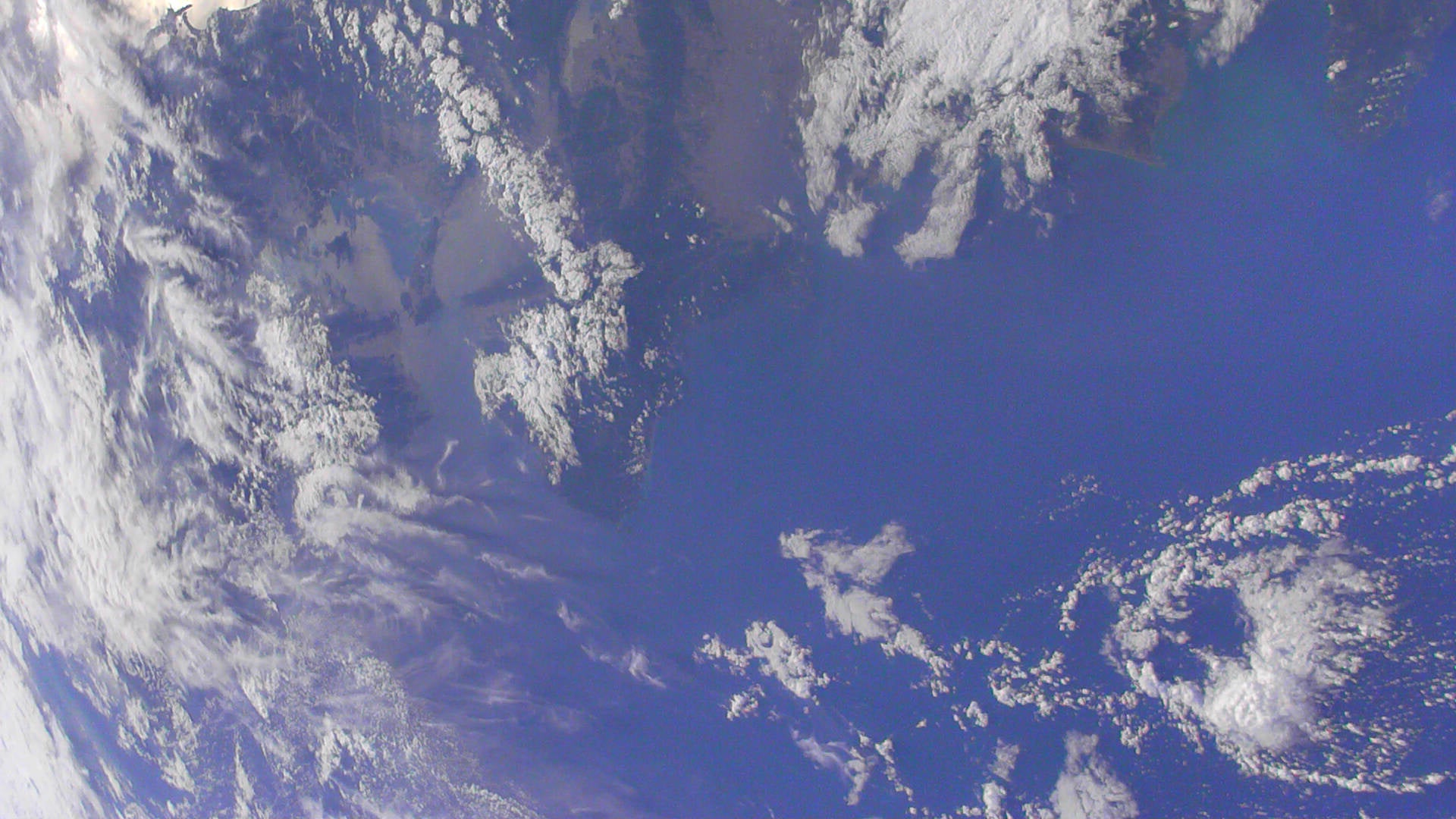 【日本上空:四国~関西~東海地方】