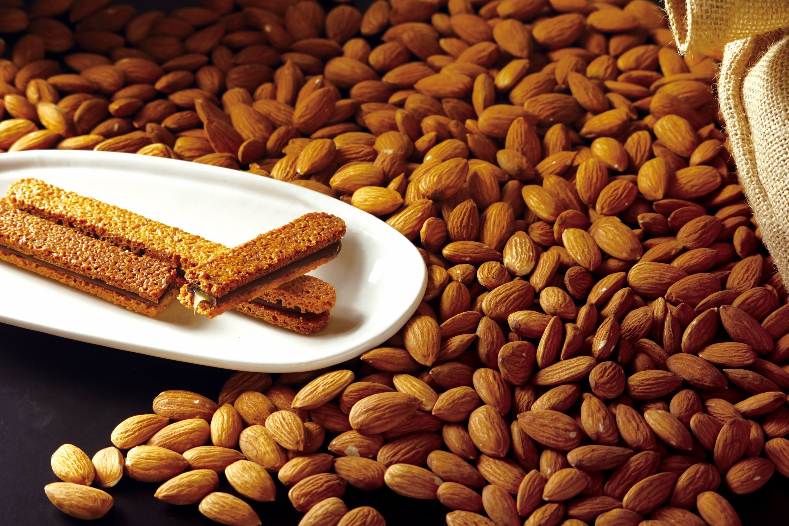 アーモンドマイスターイメージ②