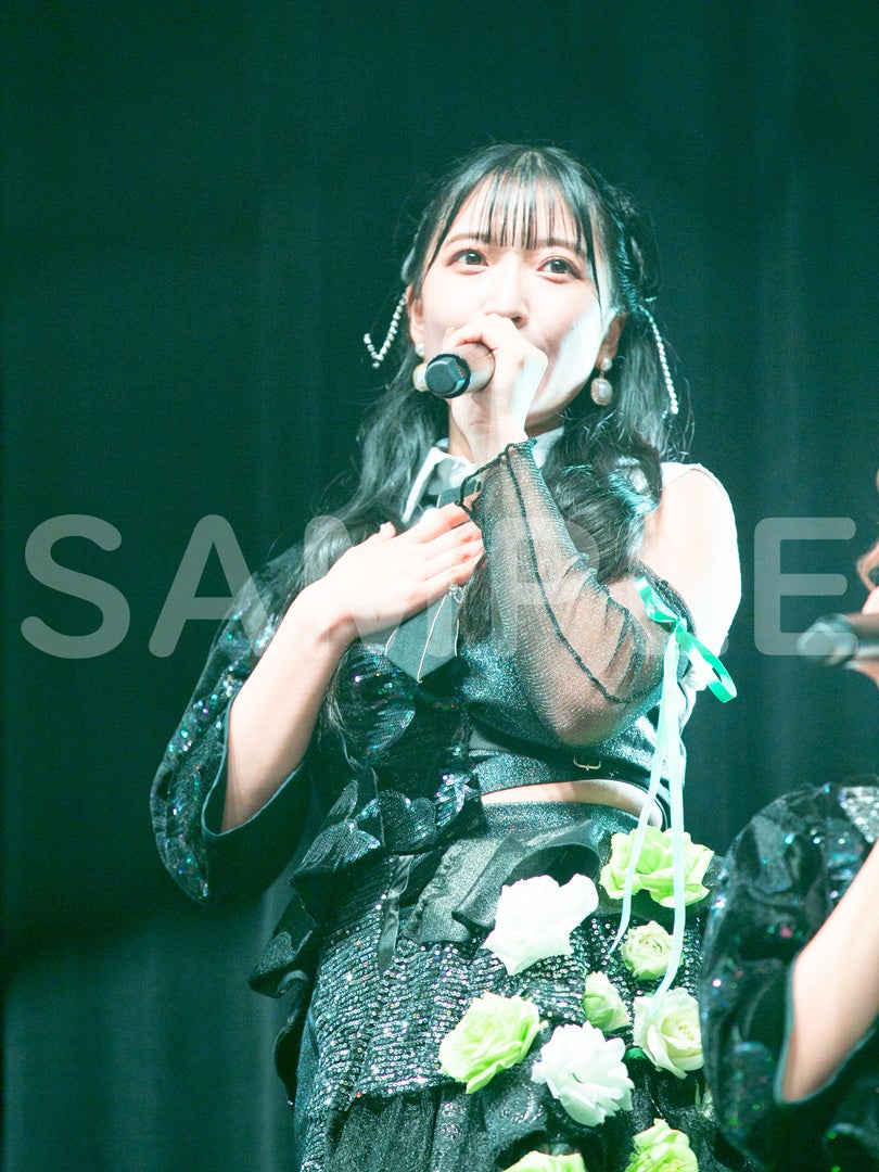 ライブ画像（青山玲奈）