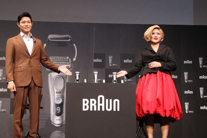 ▲製品お披露目の様子