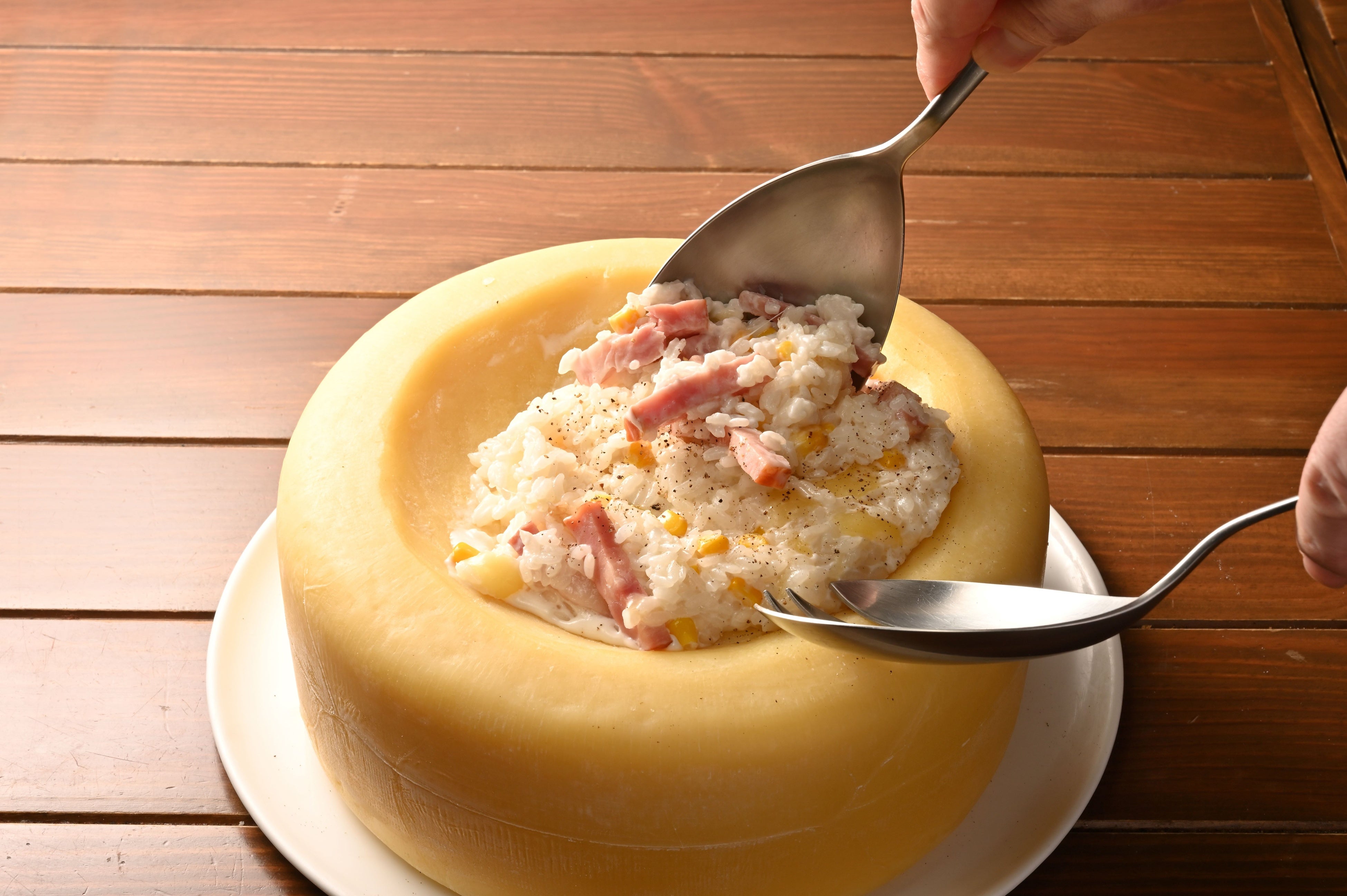 トリュフ香るチーズリゾット 1,390円(税込)