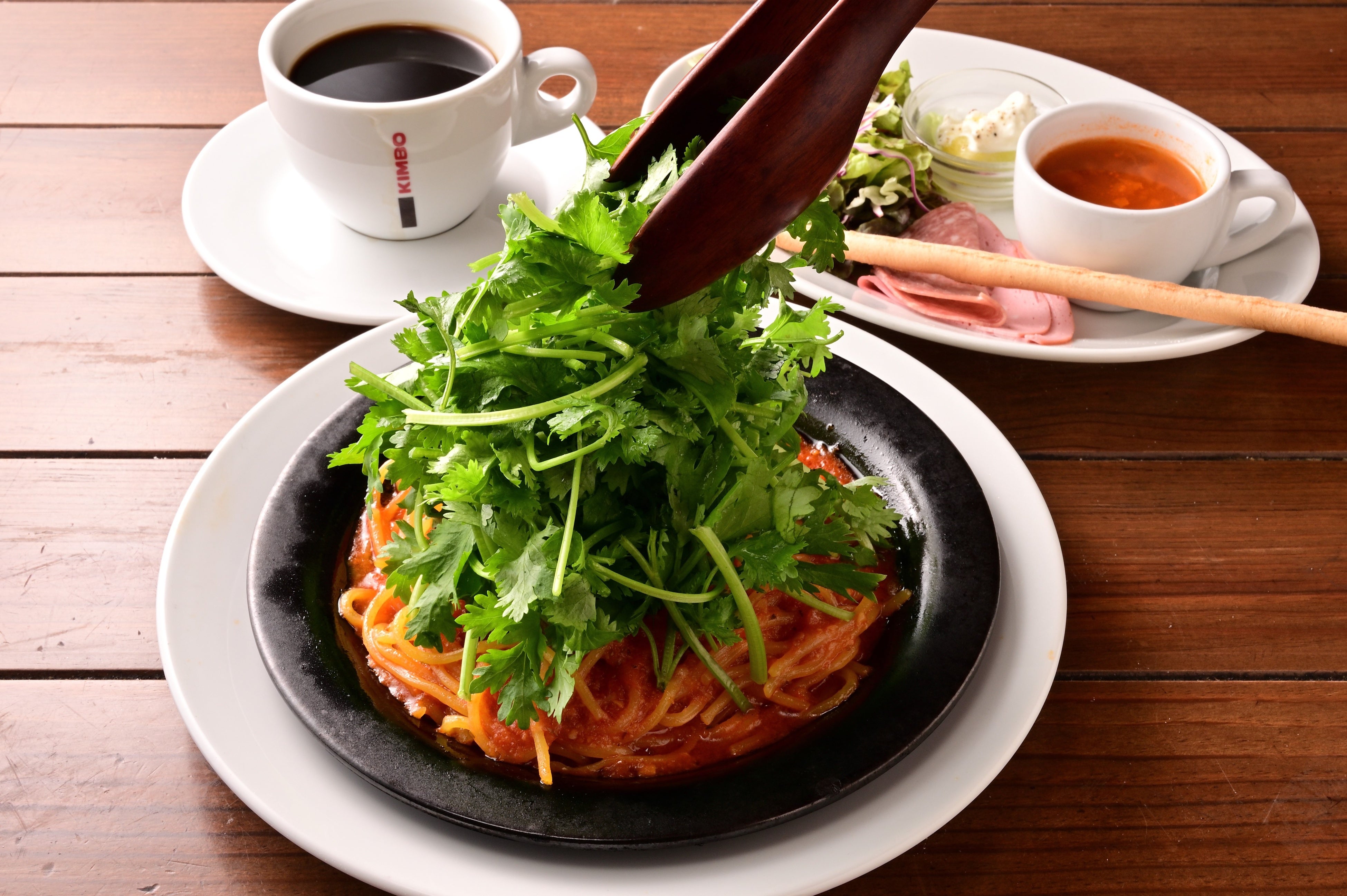 Italian Kitchen VANSAN】パクチニストの夢叶う！パクチーをのせ