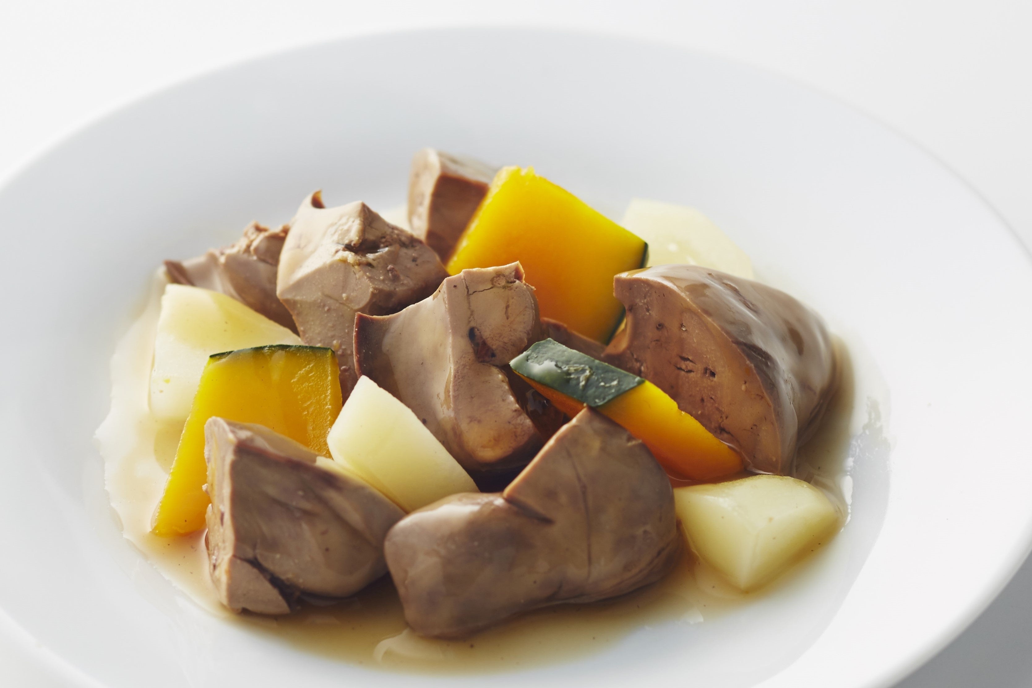 鶏肝と根菜スープ