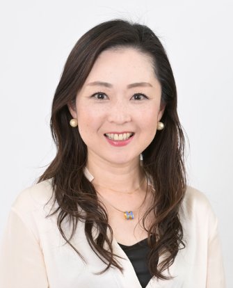 開発者・通販本部　食品・健康食品課 担当課長　橋本 幸恵