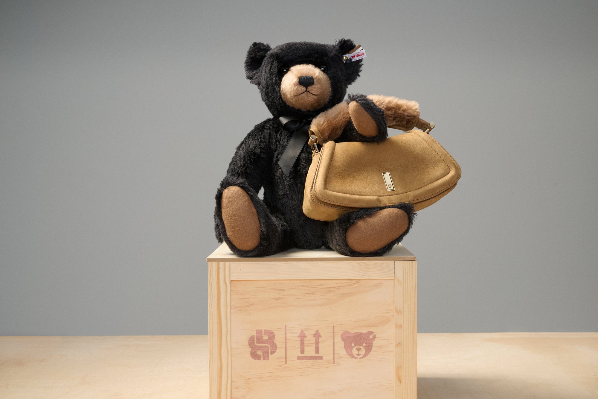 プレスリリース：テディベアのぬくもりとスタイルを纏う、ホリデー