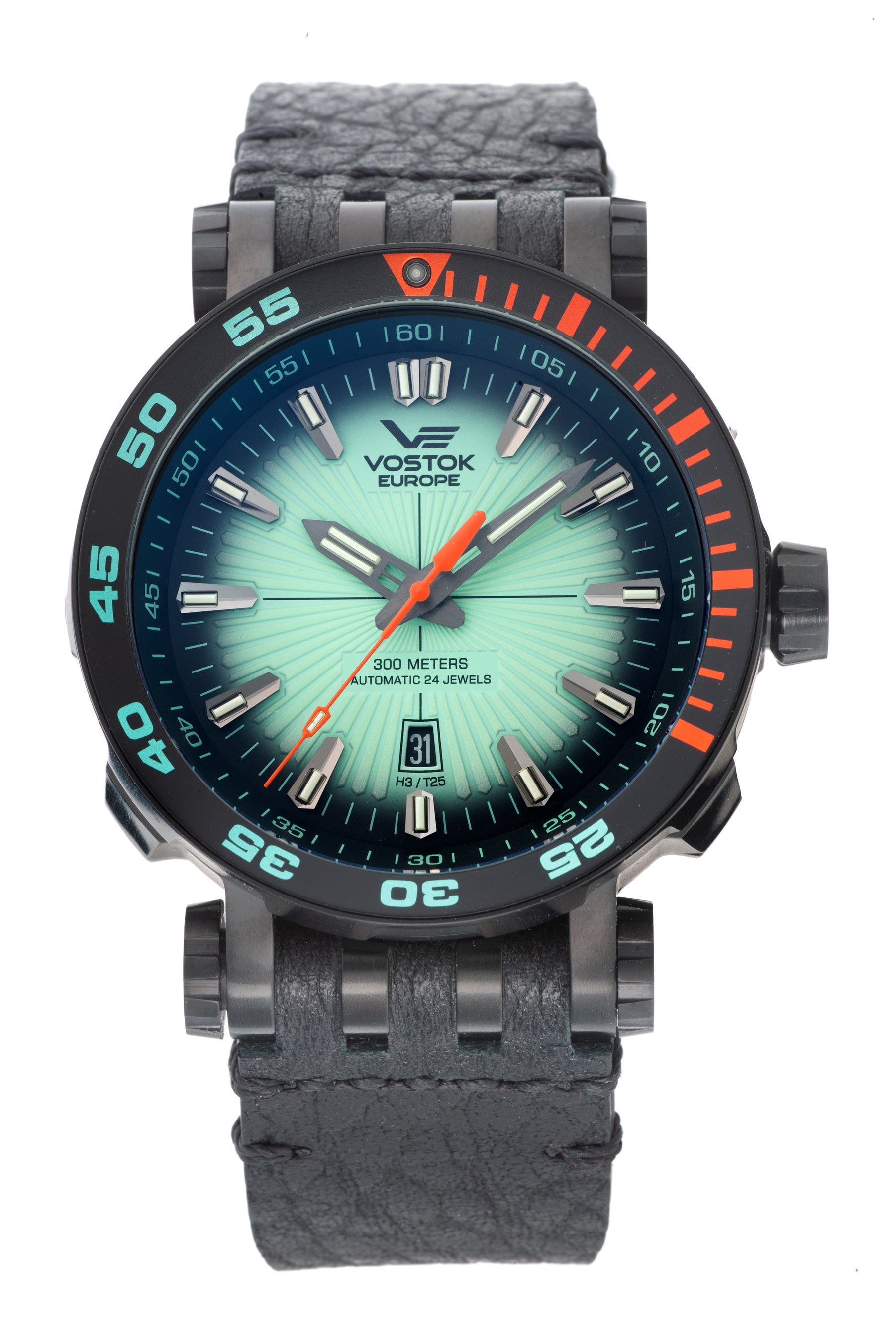 Vostok amphibia ボストーク 自動巻き時計 ステンレス タフネスの神髄」を楽しめる本格派腕時計 VOSTOK EUROPE