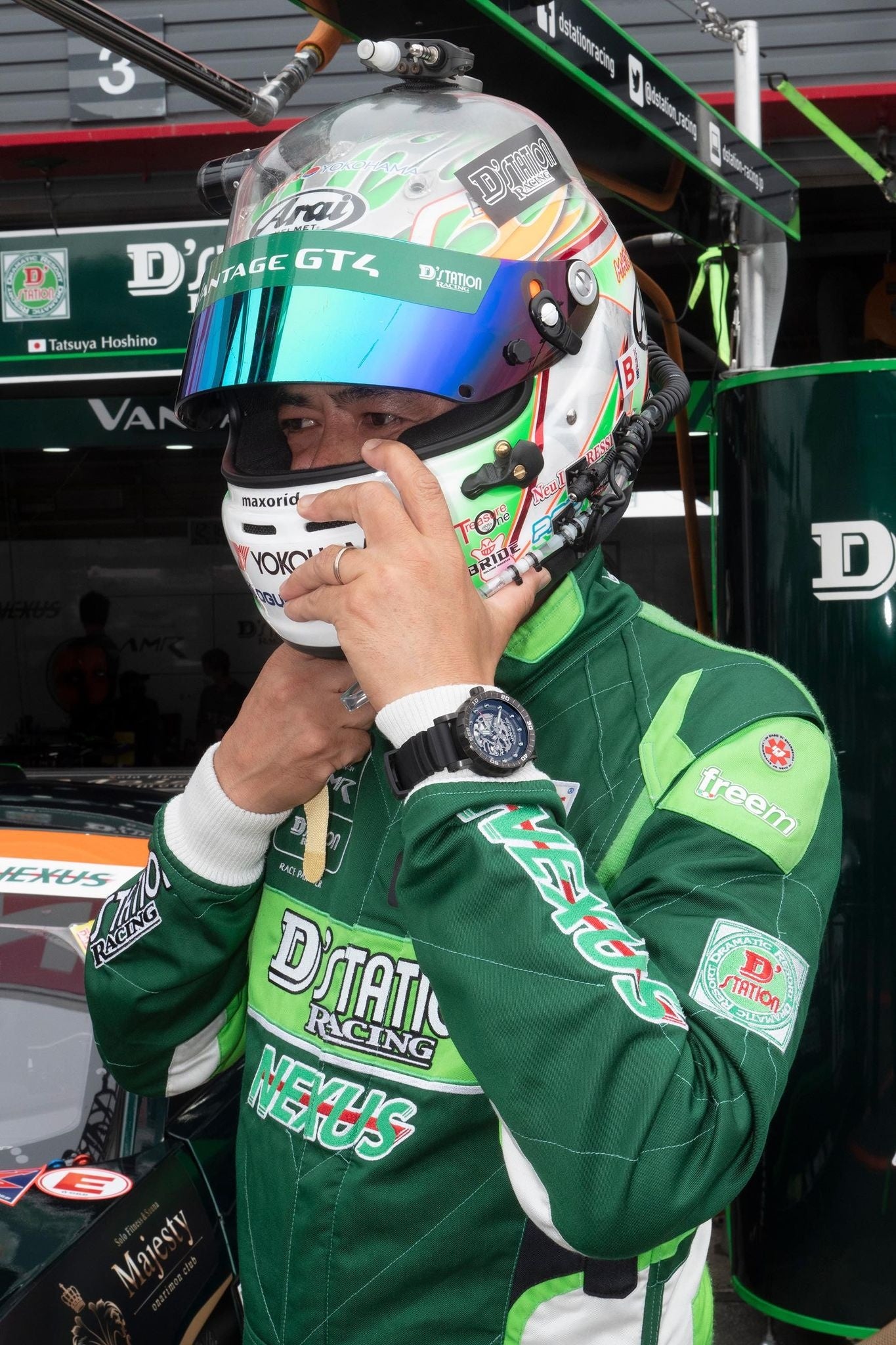 レースの準備を進めるMAXORIDO