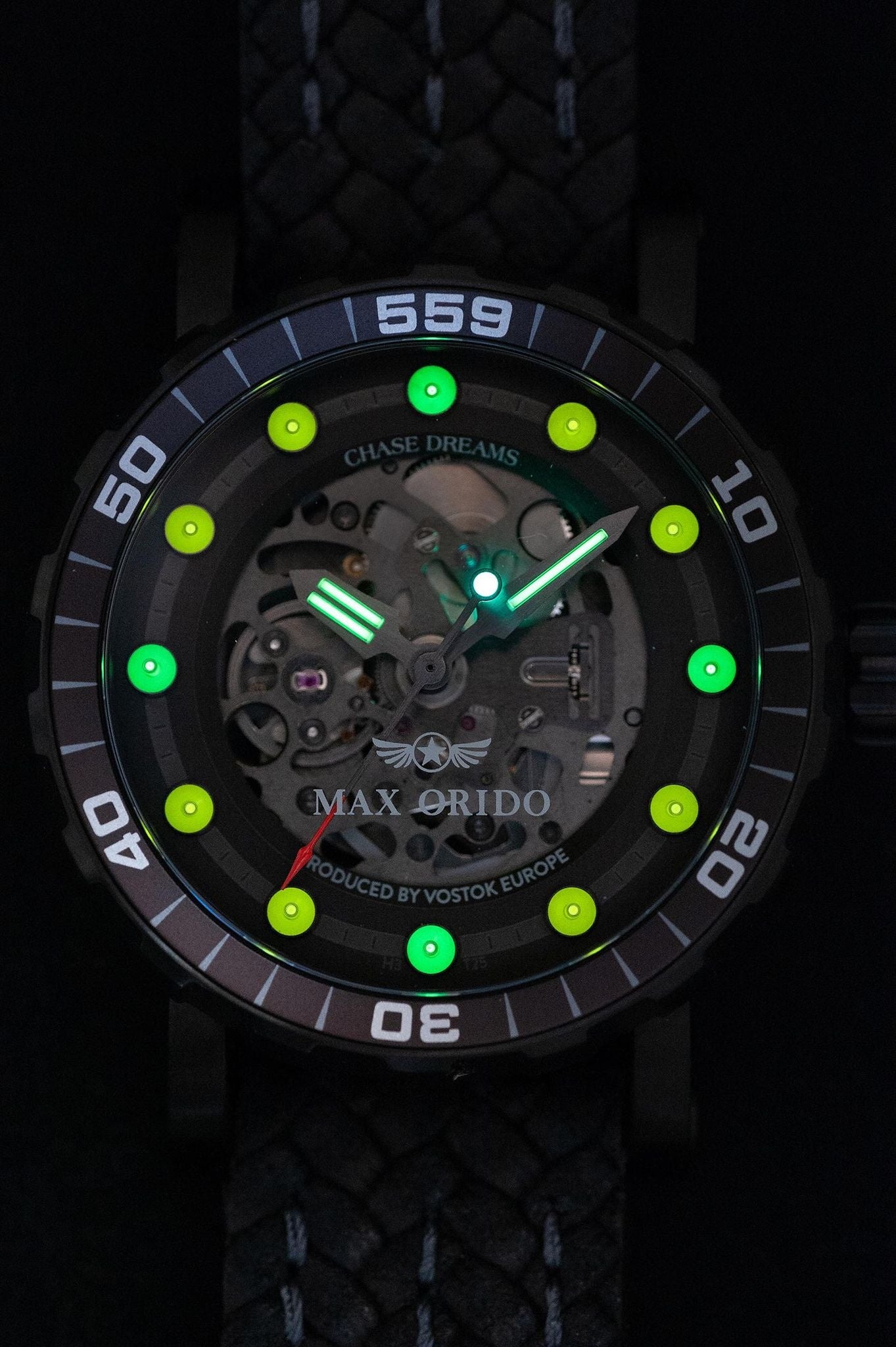 暗闇で光り続けるマイクロガスライト