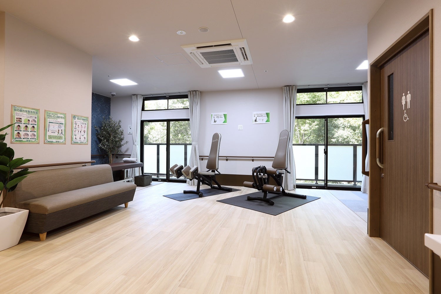 自由に利用できる運動やトレーニングマシンを 設けたトレーニングルーム