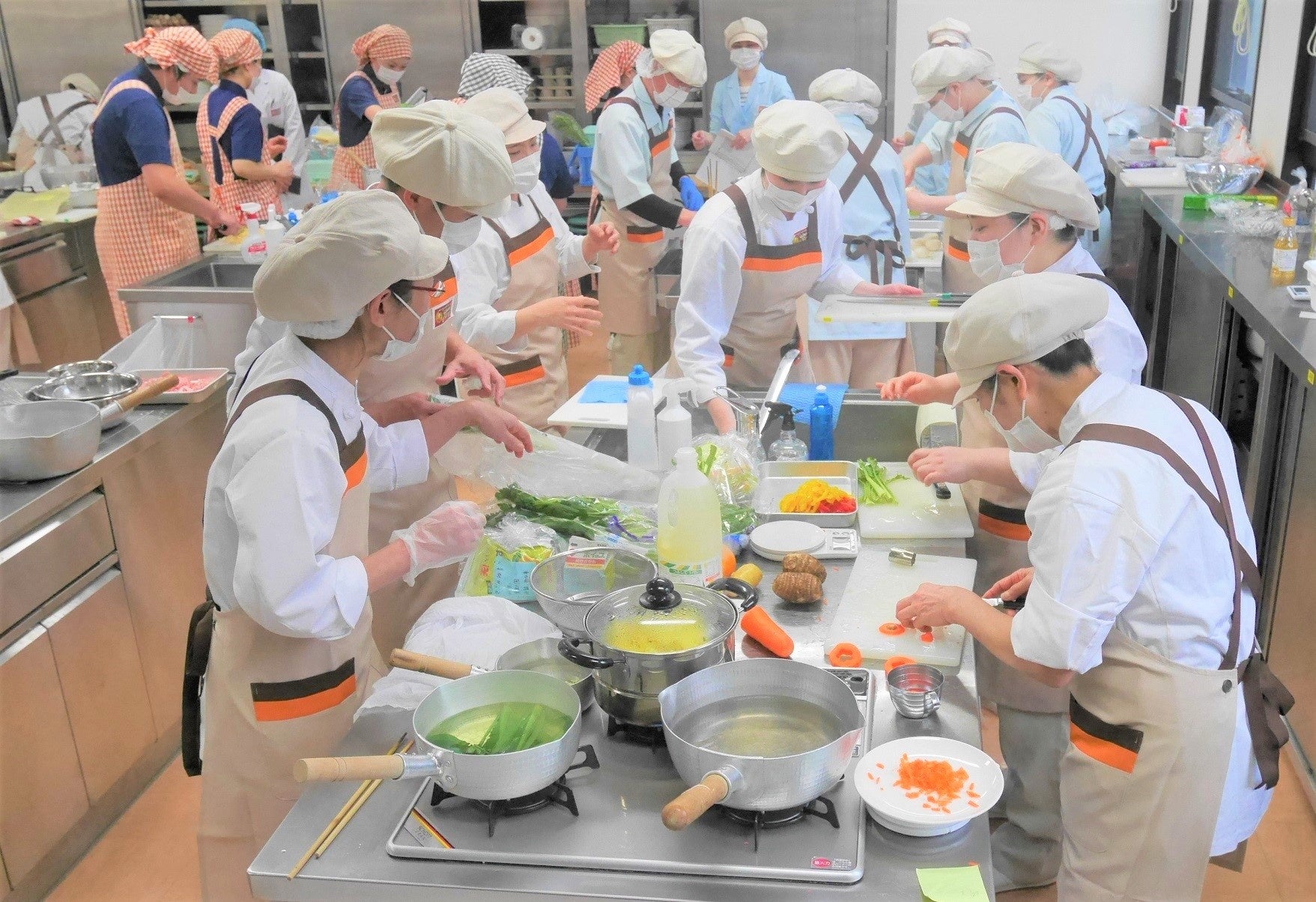 第3回「GOHANグランプリ」の調理シーン