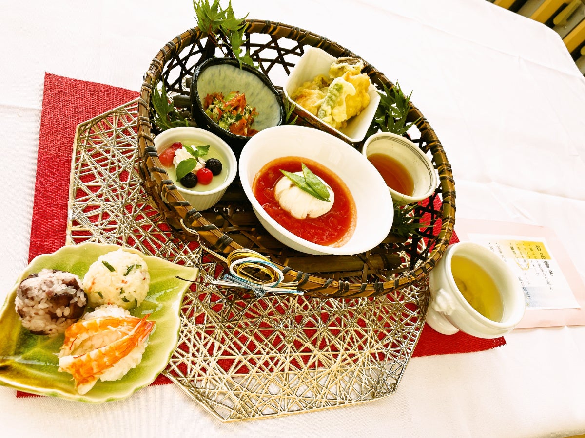 『美味しい食彩と一緒に笑う日々を』 朝霞ケアパークそよ風（埼玉県朝霞市）