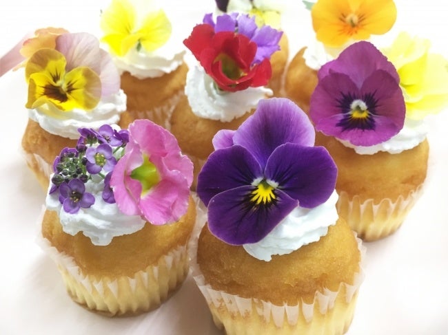 見た目も華やかな、食べられる花『エディブルフラワー』がテーマ