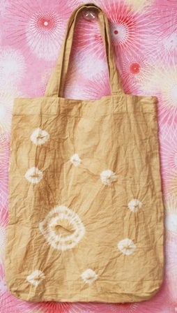 紅梅の草木染　※作品イメージ