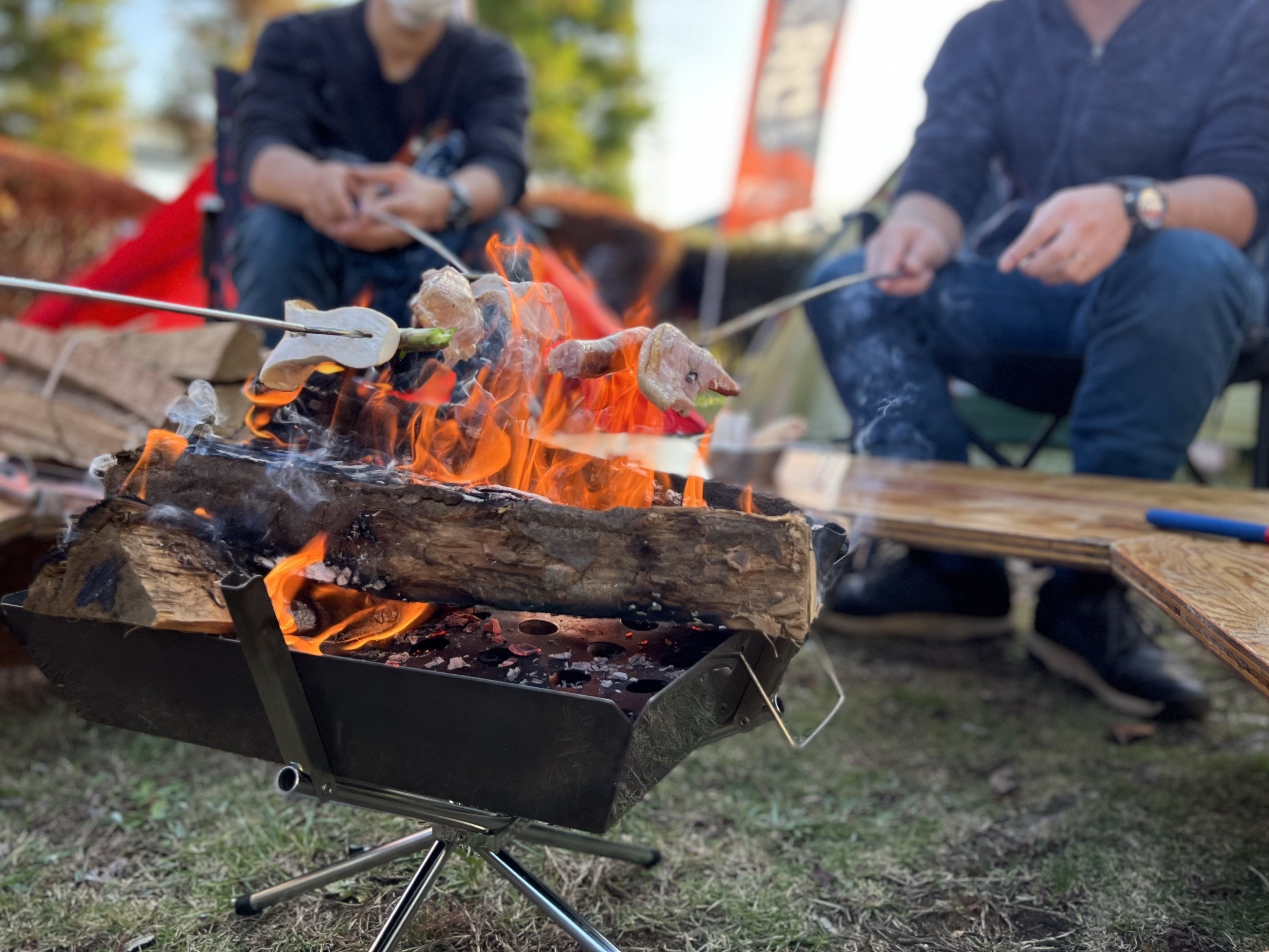 1日2組限定】自然豊かな公園の中、本格キャンプ飯や焚火を囲んだ癒しの