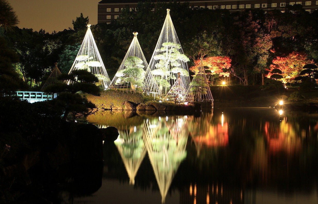 幕張新都心の日本庭園で、特別夜間開園「見浜園灯ろうまつり」2025年11月15日(土)~24日(月・祝)開催(千葉県立幕張海浜公園)