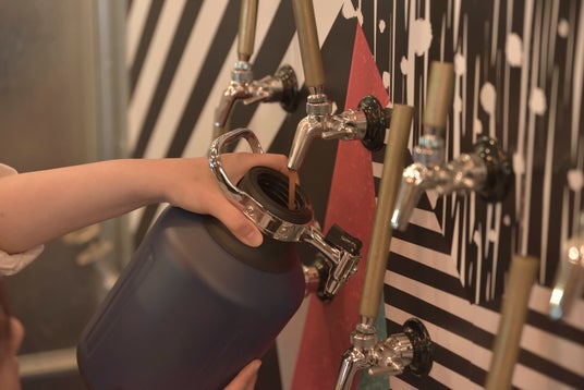 COMORIVER(コモリバ)がときがわ町のクラフトビール醸造所「Teenage Brewing」とコラボ。自分で醸造所を訪れて選ぶ「クラフトビール付き宿泊プラン」を販売します COMORIVER(コモリバ)がときがわ町のクラフトビール醸造所「Teenage Brewing」とコラボ。自分で醸造所を訪れて選ぶ「クラフトビール付き宿泊プラン」を販売します