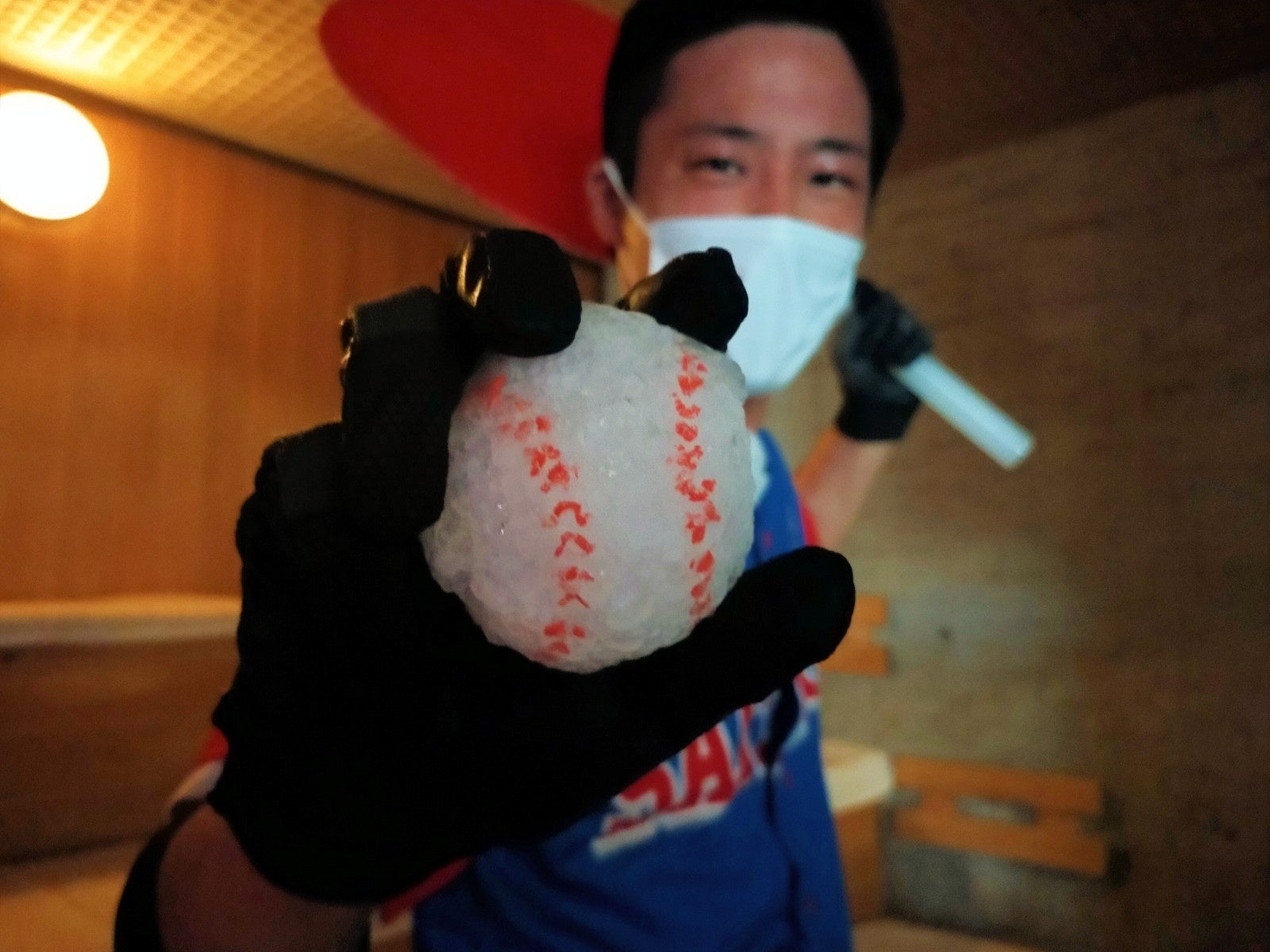 野球 風呂 キューゲル(氷の塊)を野球ボールに見立てた特別な体験。おふろcafe ハレニワの湯にて「優勝おめでとう熱波」開催 | 株式会社温泉道場のプレスリリース