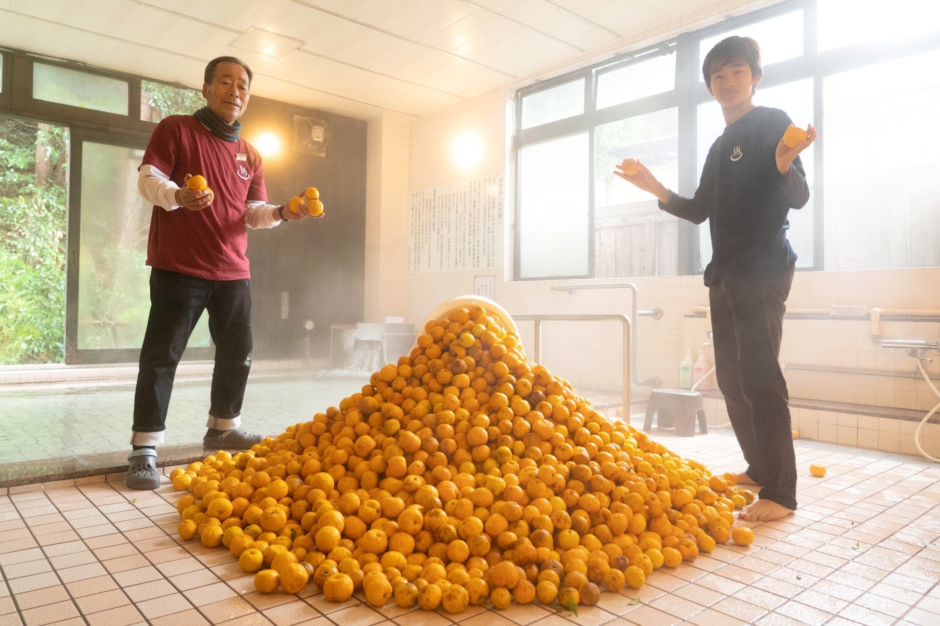 昭和レトロな温泉銭湯玉川温泉にて、お客さまからいただいた柚子