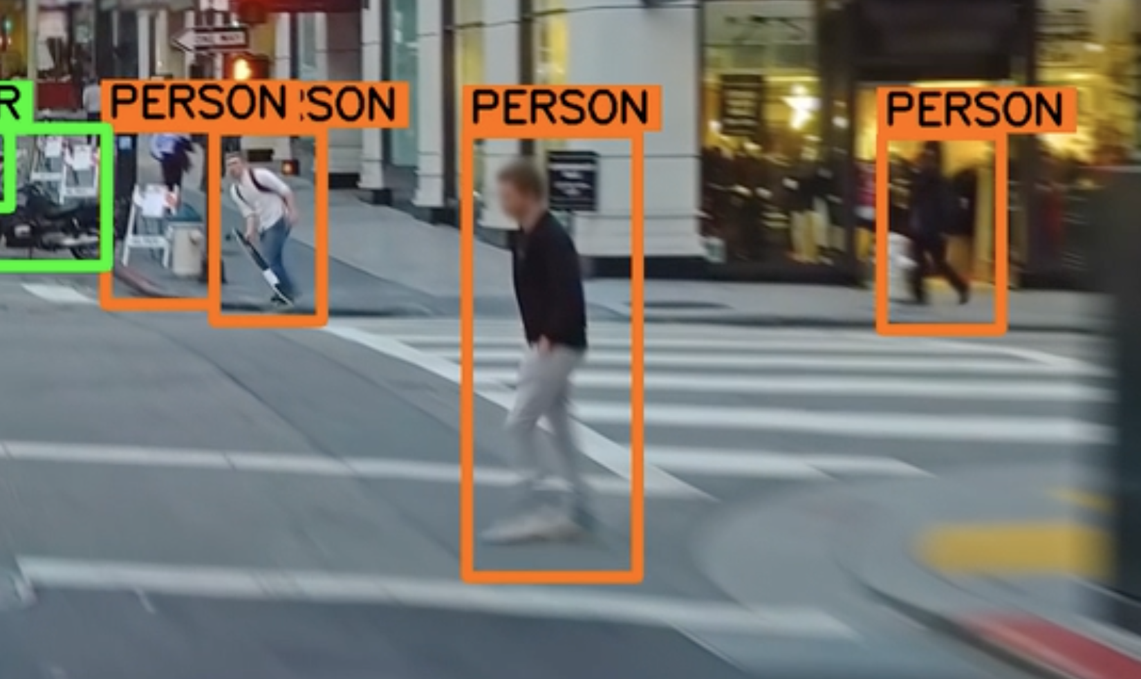 人流分析のイメージ画像　時間帯別の人流、属性、車両数、車種、混雑状況などを把握することが可能