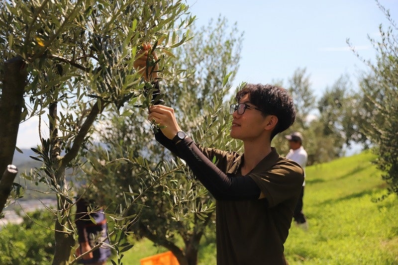 ▲今年入社した新入社員  南立剛  （なんだてつよし）