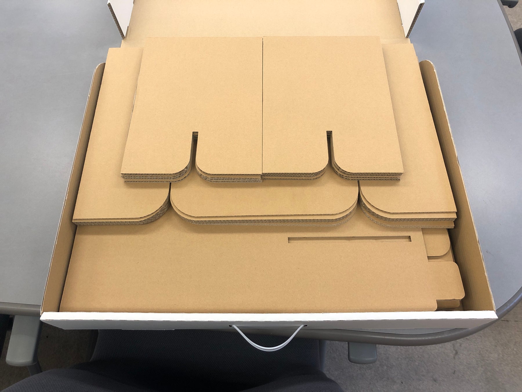 アウトドアセット組み立て前