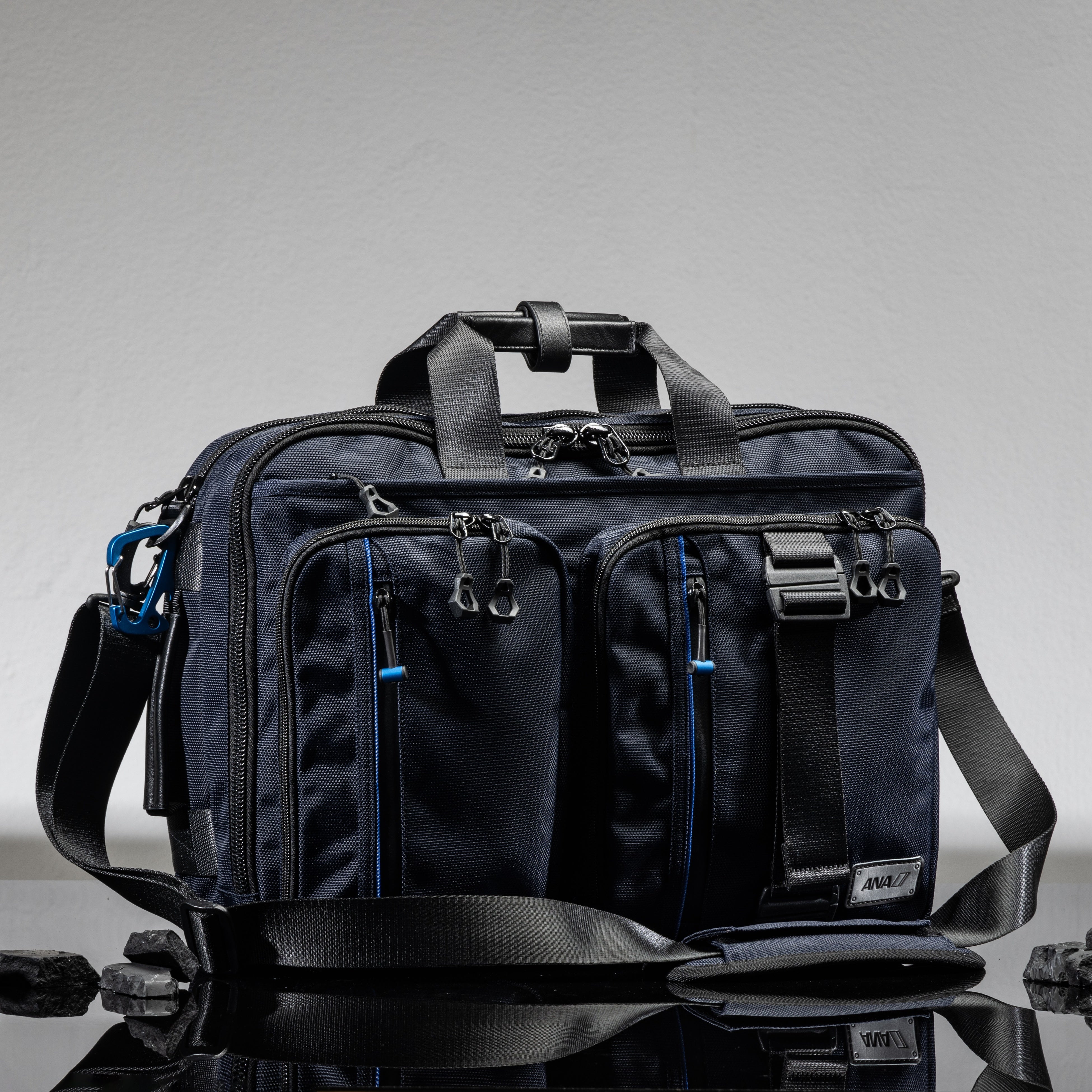 ビジネスパーソンの頼れる相棒 「ANAオリジナル タフなビジネスバッグ