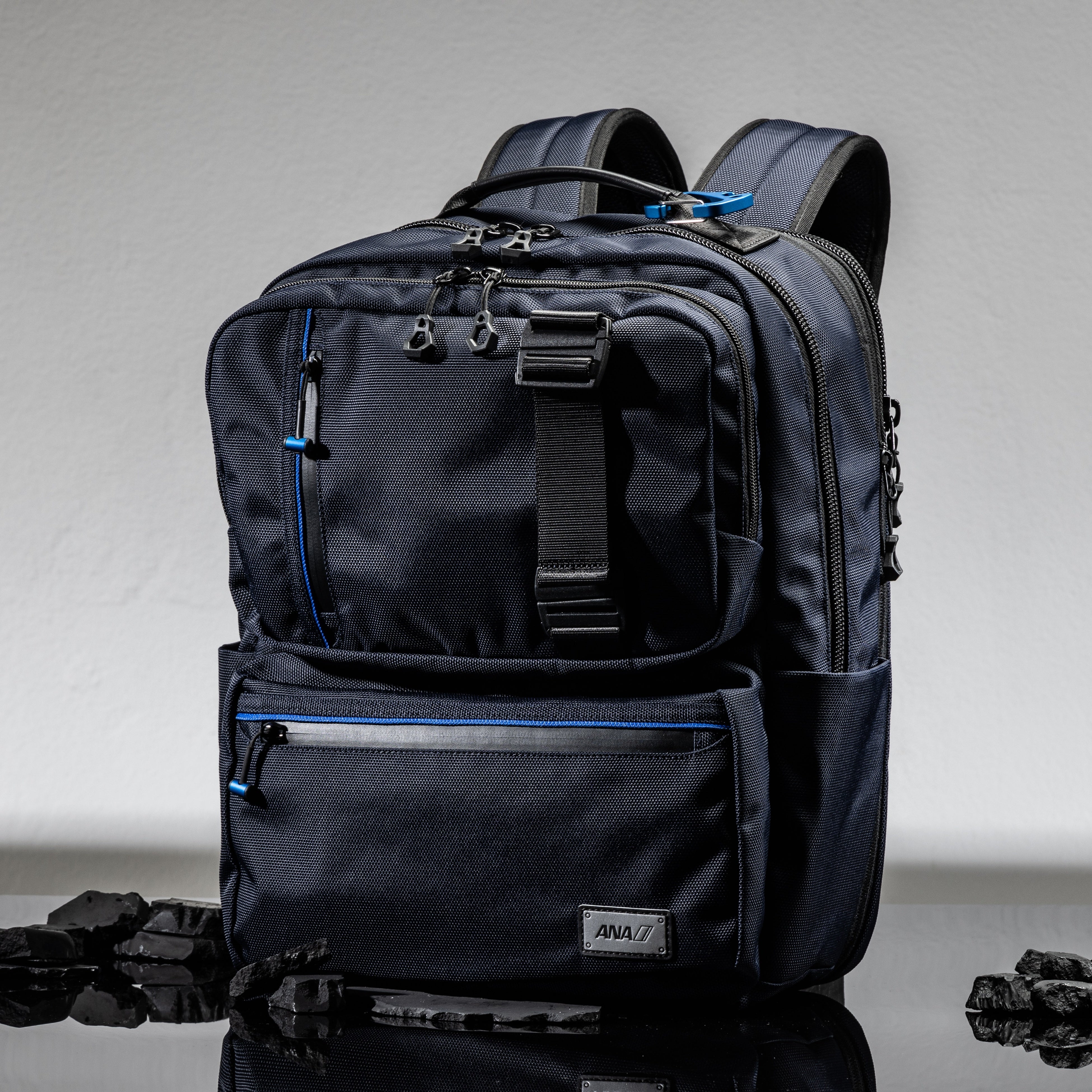 ビジネスパーソンの頼れる相棒 「ANAオリジナル タフなビジネスバッグ
