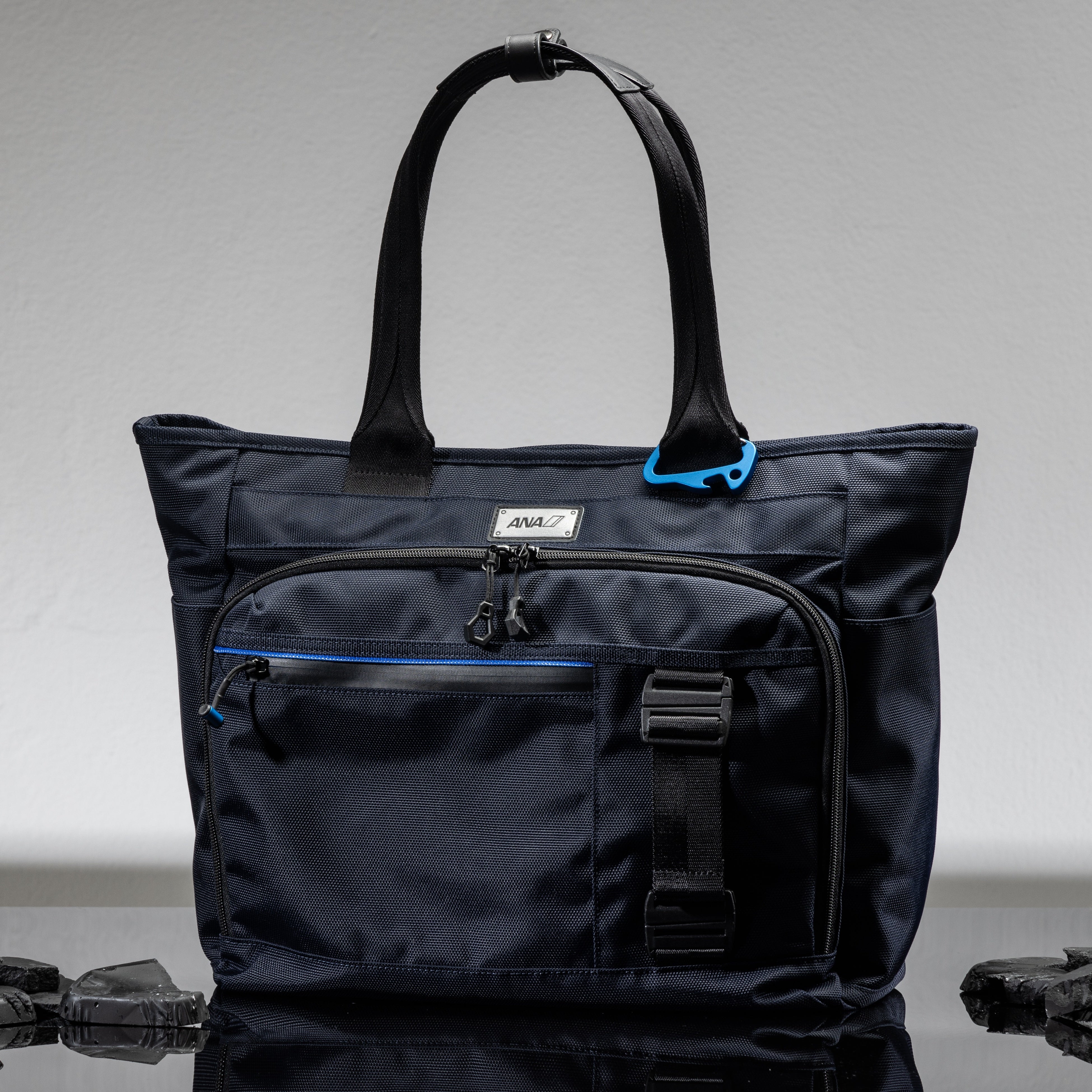 ビジネスパーソンの頼れる相棒 「ANAオリジナル タフなビジネスバッグ