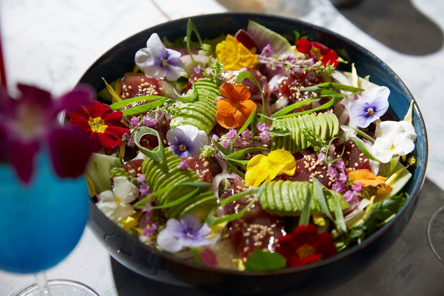 マグロとアボカドのポキサラダ