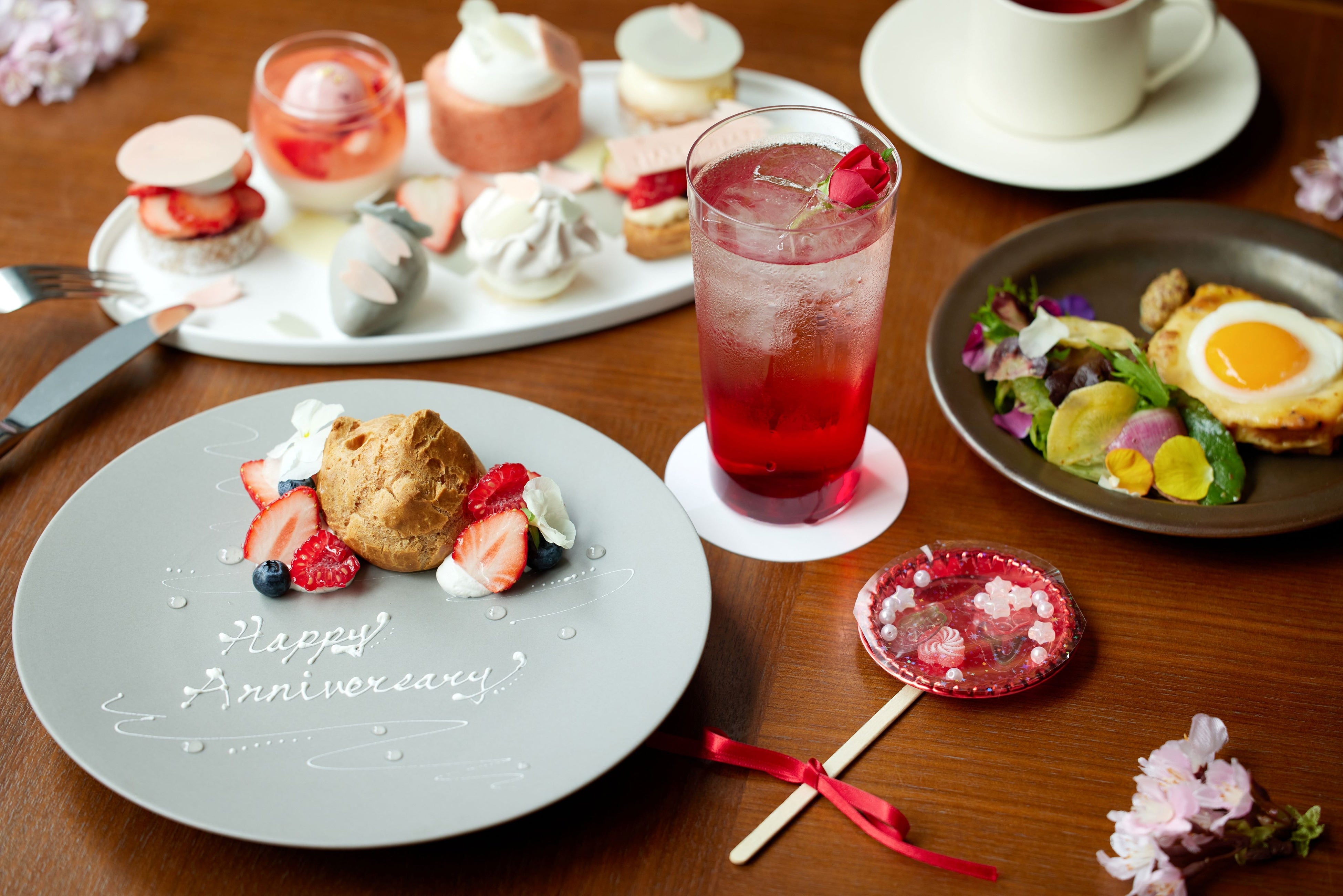 「アフタヌーンティー＋推し色ドリンクプラン」