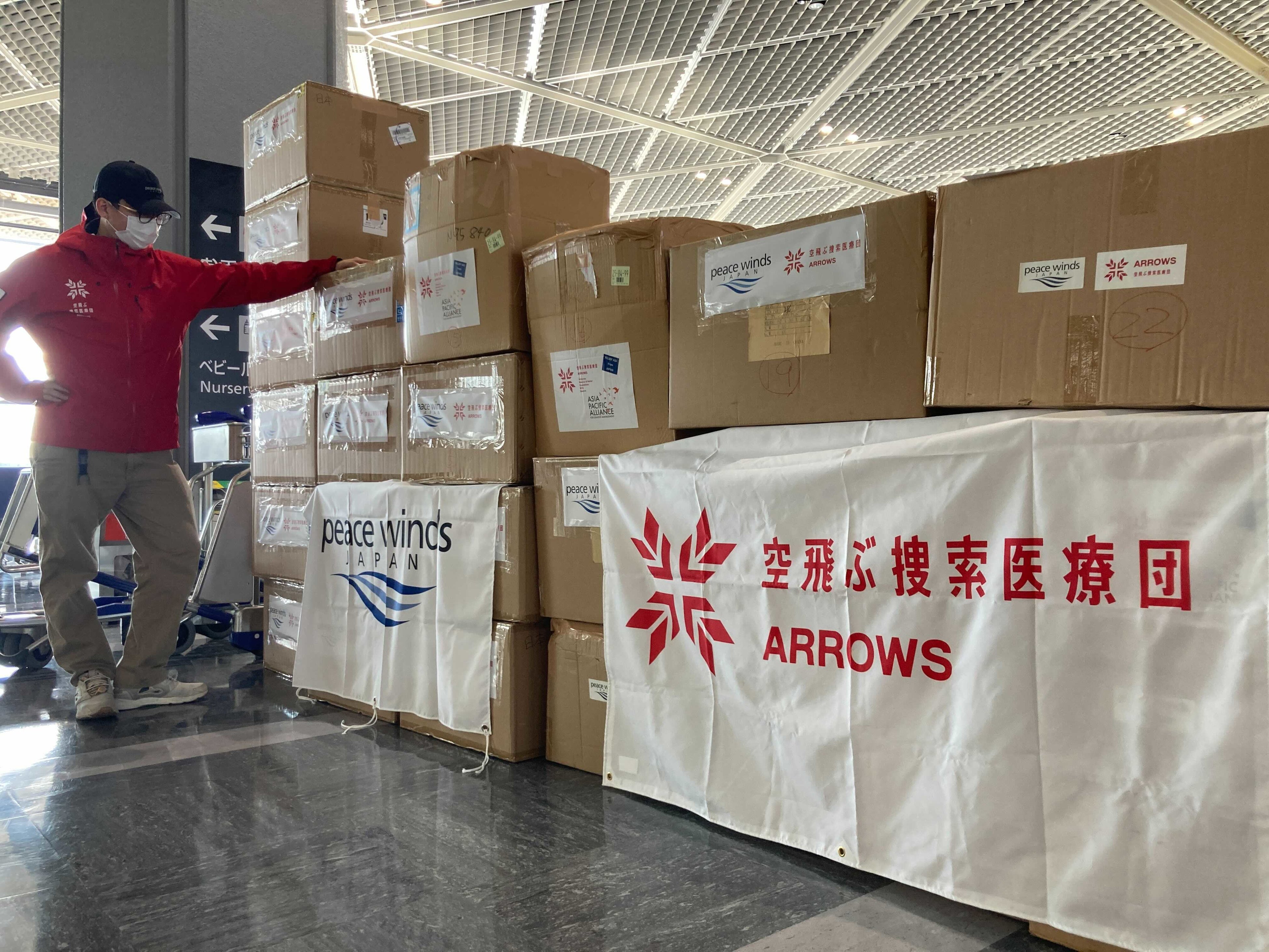 2月6日成田空港にて