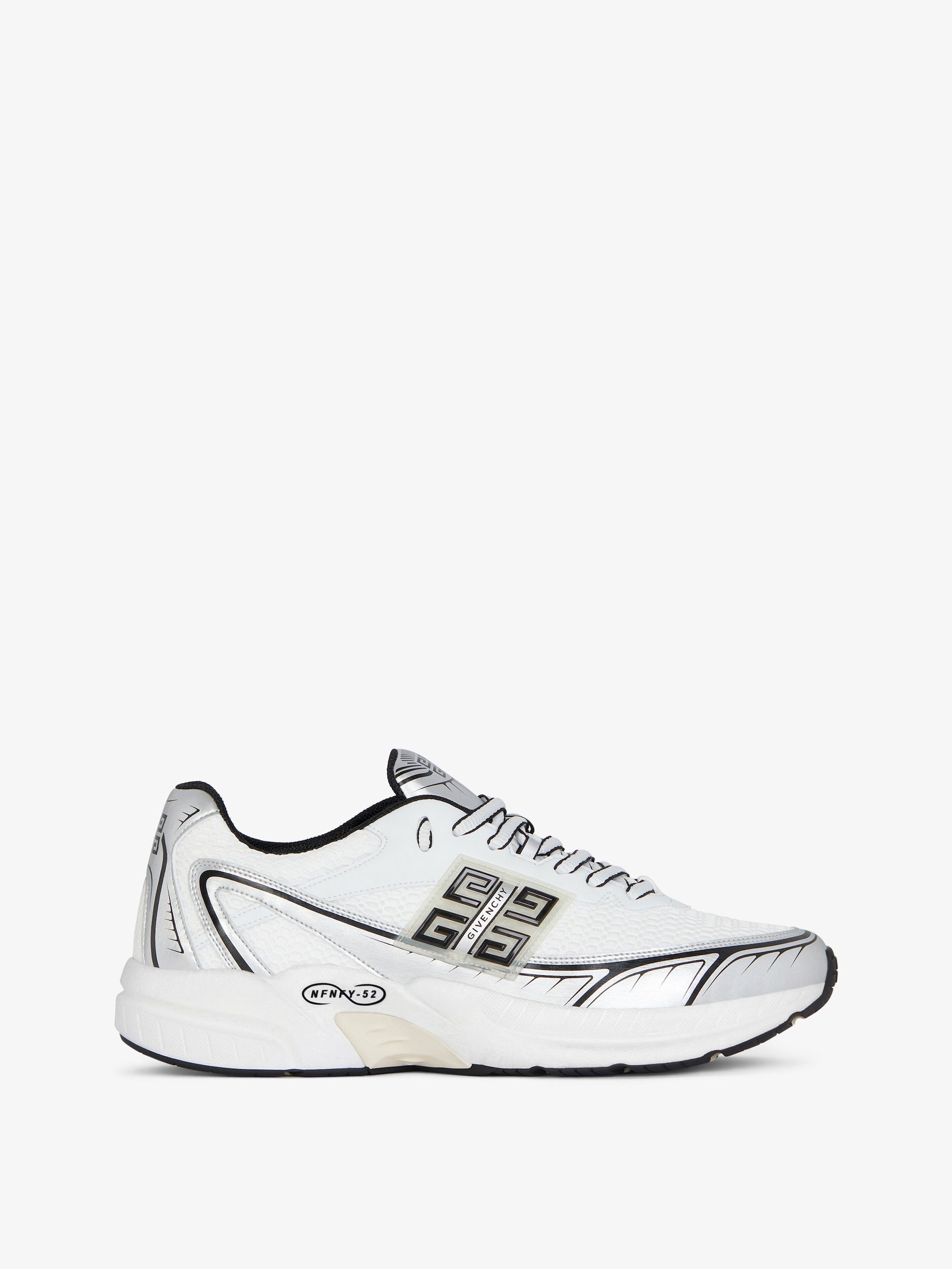 関税負担なし☆GIVENCHY ジバンシィ NFNTY-52 スニーカー ジバンシィ「インフィニティ-52」“4Gロゴ入り”ランニング