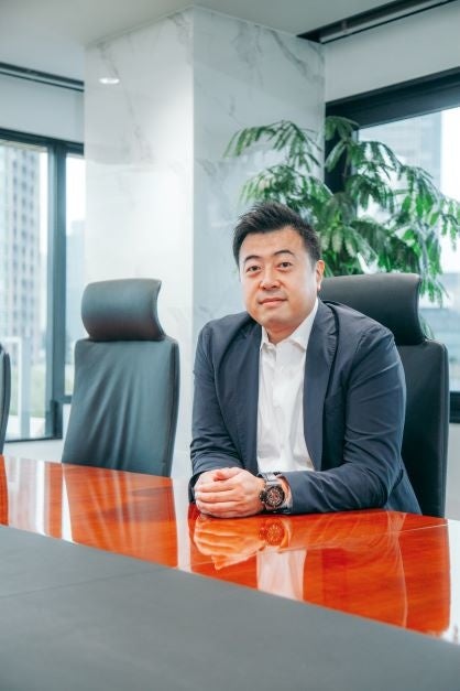 代表取締役社長 薛 悠司 (ソル ユサ)