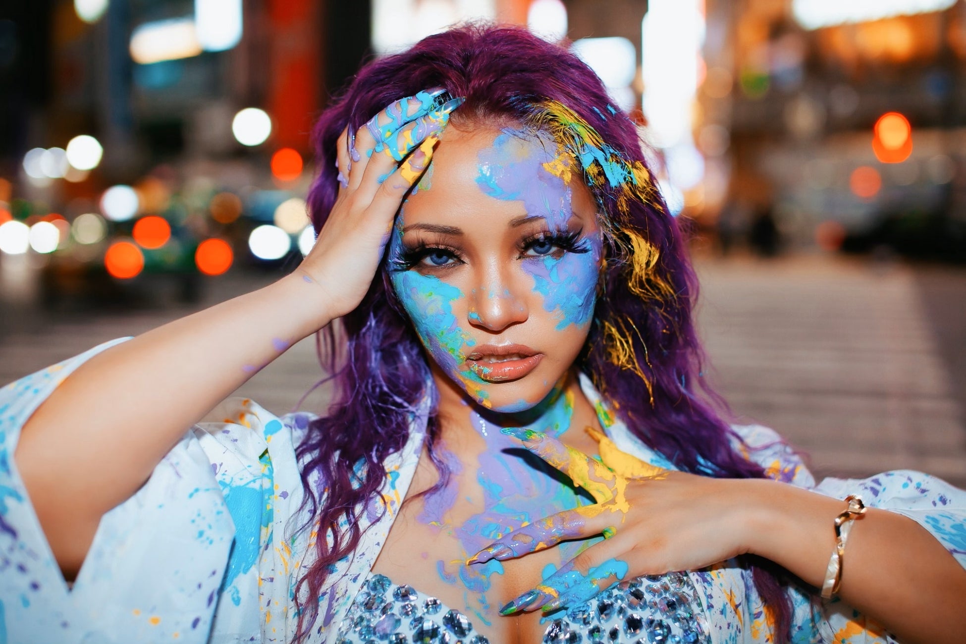 アーティスト「Alice Peralta」がアルバルク東京ホームゲームに来場! アーティスト「Alice Peralta」がアルバルク東京ホームゲームに来場!