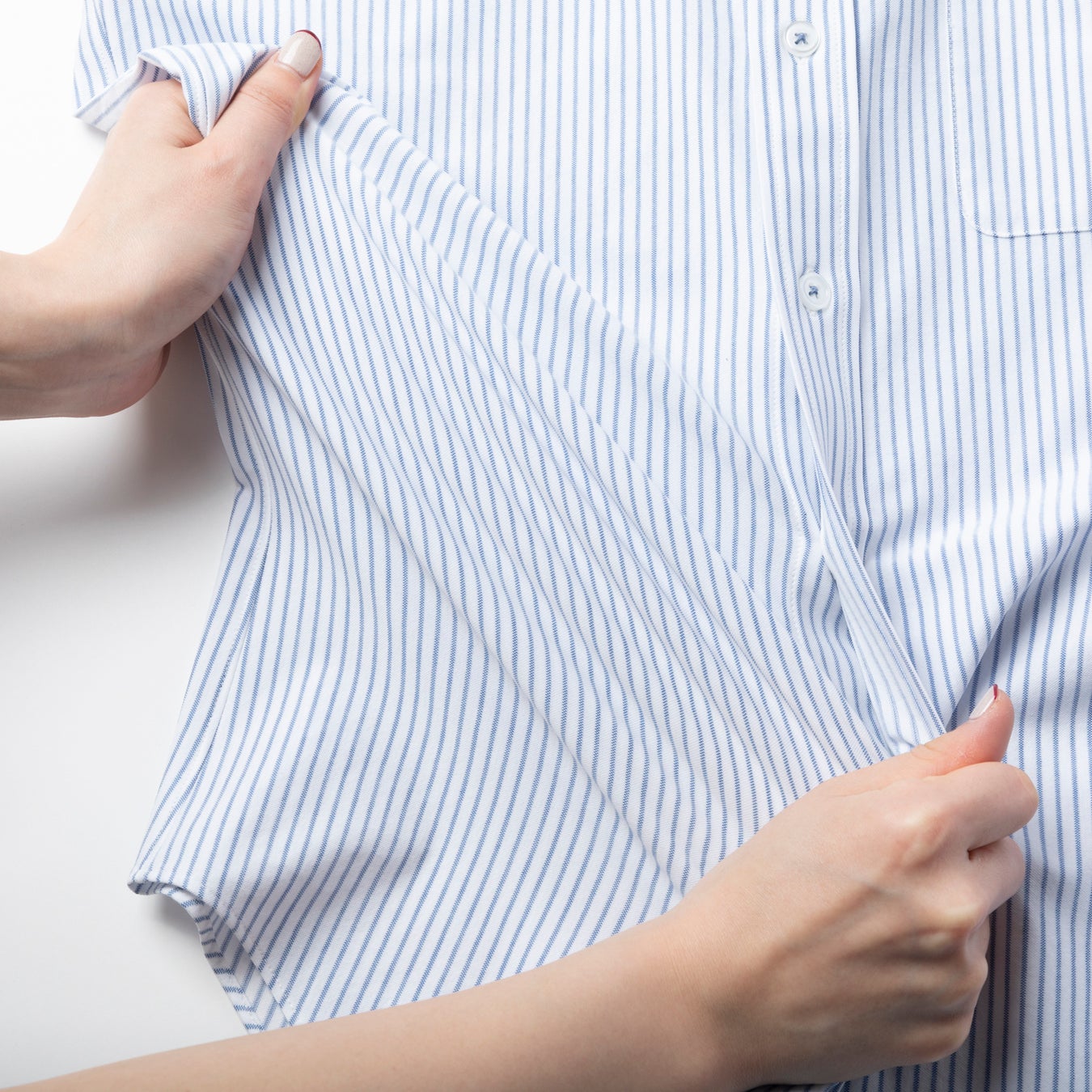 作業着スーツ発祥のボーダレスウェアブランド Wws 4月8日 金 から完売必至の 究極の半袖ボタンダウンシャツ より新色 ストライプが新登場 株式会社オアシスライフスタイルグループのプレスリリース 作業着スーツ発祥のボーダレスウェアブランド Wws 4月8日 金 から完売必至の 究極の半袖ボタンダウンシャツ より新色 ストライプが新登場 株式会社オアシスライフスタイルグループのプレスリリース