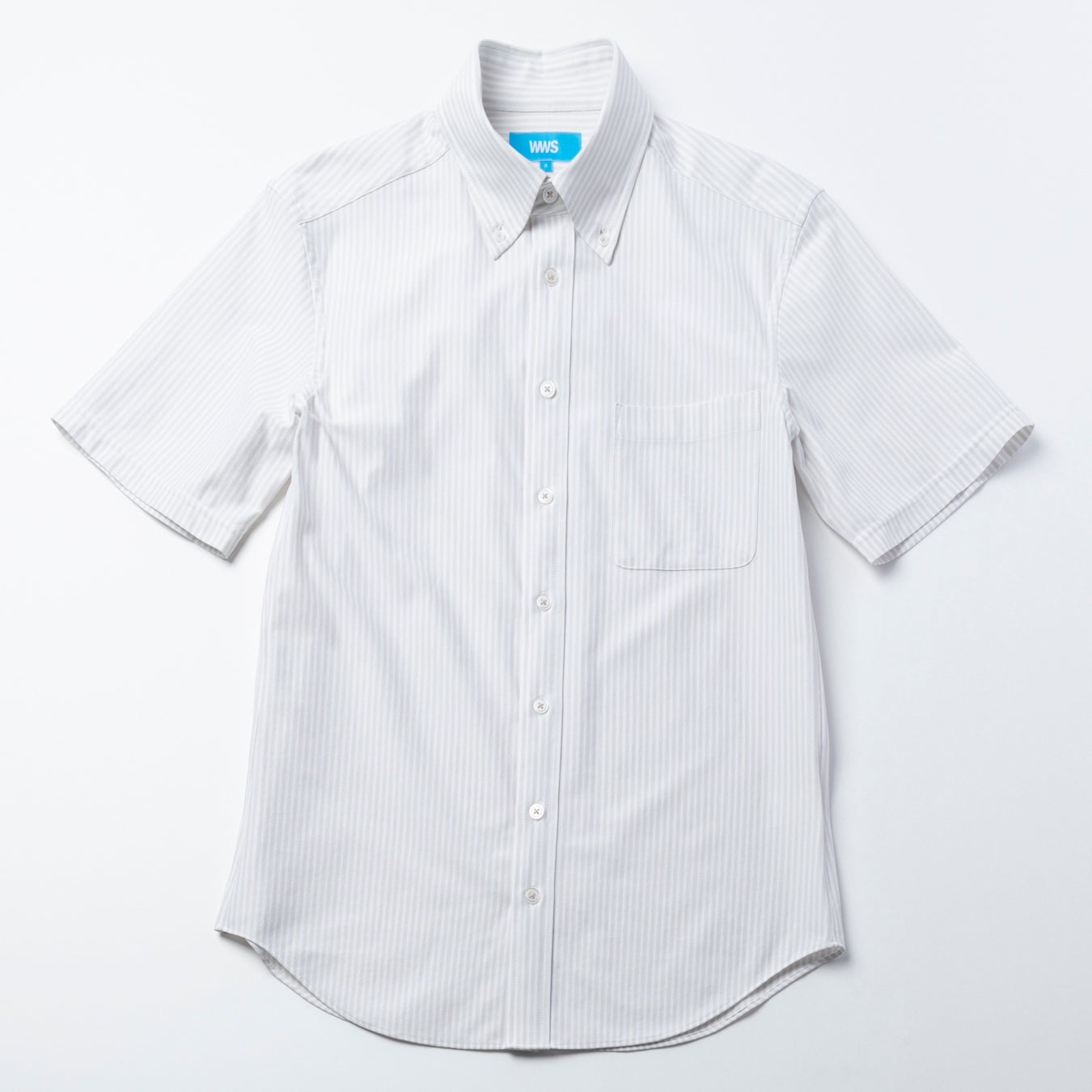 作業着スーツ発祥のボーダレスウェアブランド Wws 4月8日 金 から完売必至の 究極の半袖ボタンダウンシャツ より新色 ストライプが新登場 株式会社オアシスライフスタイルグループのプレスリリース 作業着スーツ発祥のボーダレスウェアブランド Wws 4月8日 金 から完売必至の 究極の半袖ボタンダウンシャツ より新色 ストライプが新登場 株式会社オアシスライフスタイルグループのプレスリリース