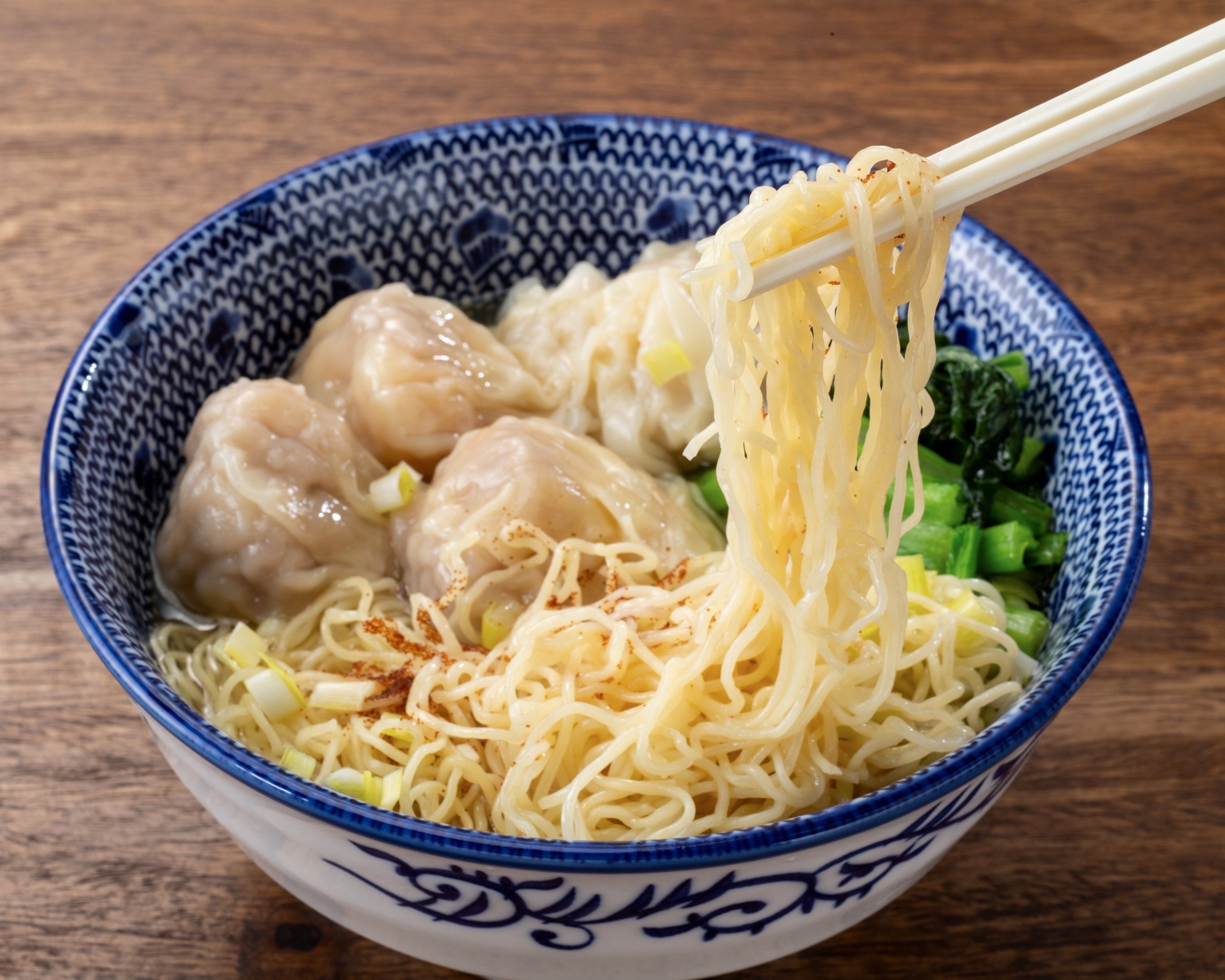 海老ワンタン麺